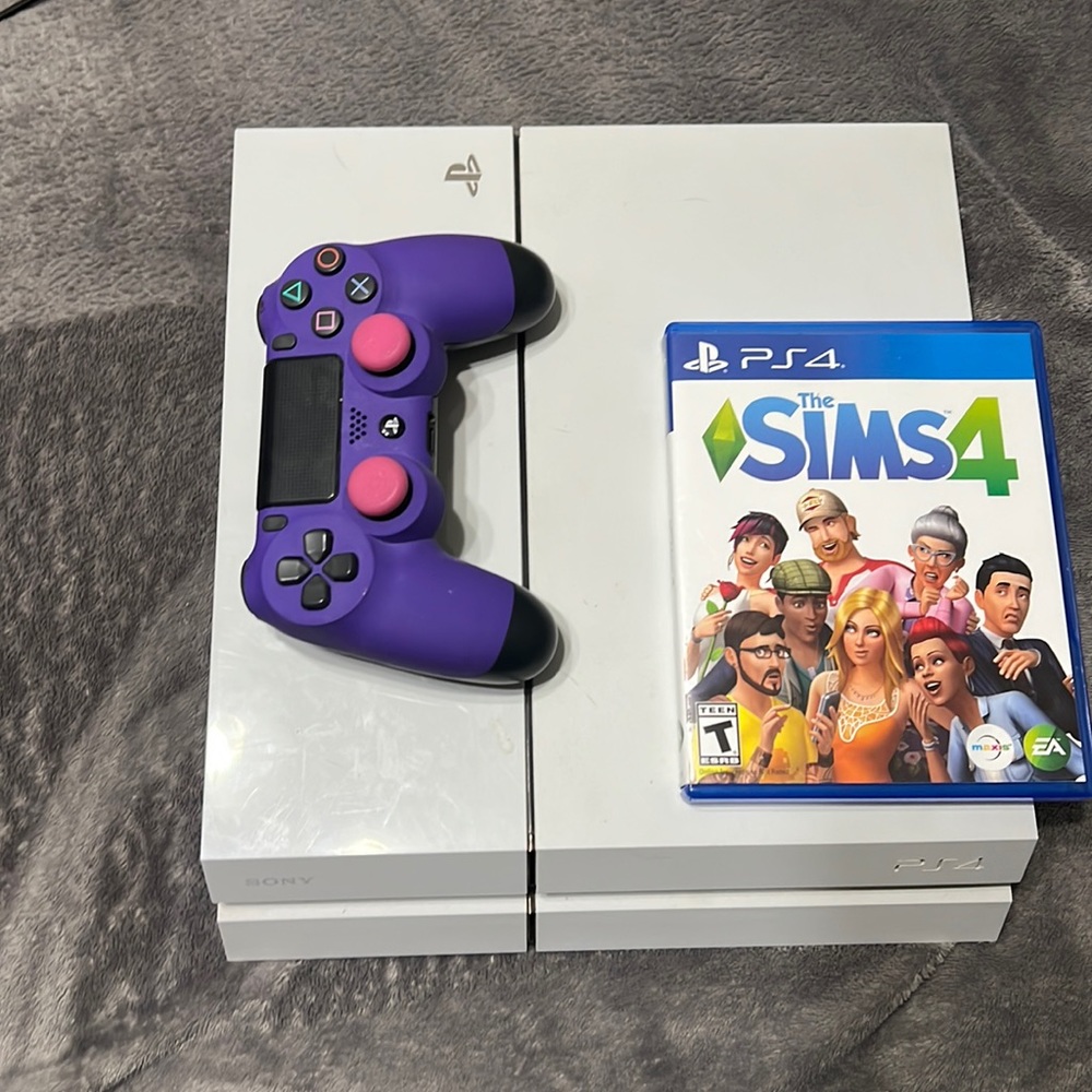 PS4, 1 controller and Sims 4 game.